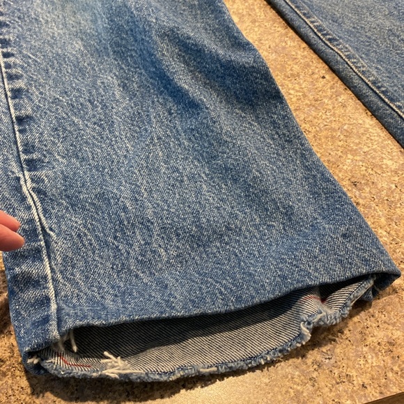Carhartt Blue Jeans WITH FLAWS Stains and CUT OFF Relaxed Fit Tag Says 38 Waist - Picture 4 of 17